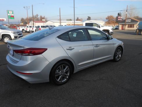 Used 2018 Hyundai Elantra Value Edition image 7