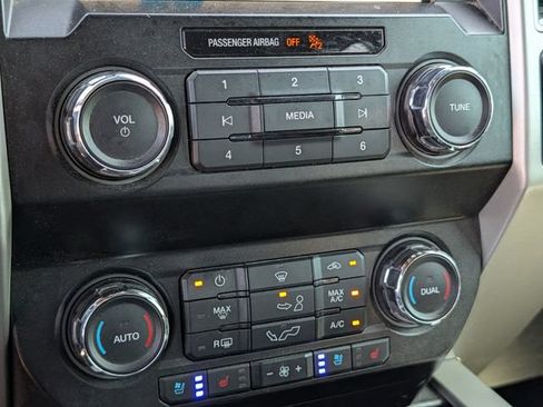Used 2019 Ford F150 Lariat AWD/4WD image 17
