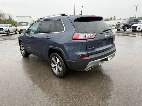 Used 2021 Jeep Cherokee Limited w/ Elite Package AWD/4WD image 8