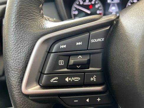 Used 2025 Subaru Outback Limited AWD/4WD image 18