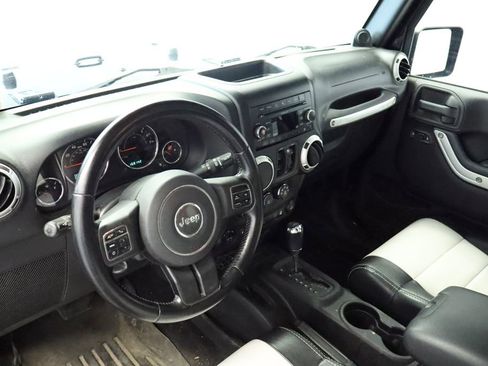 Used 2011 Jeep Wrangler Unlimited Sahara w/ Dual Top Group image 22