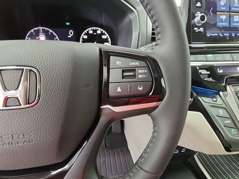 New 2026 Honda Odyssey Touring image 27