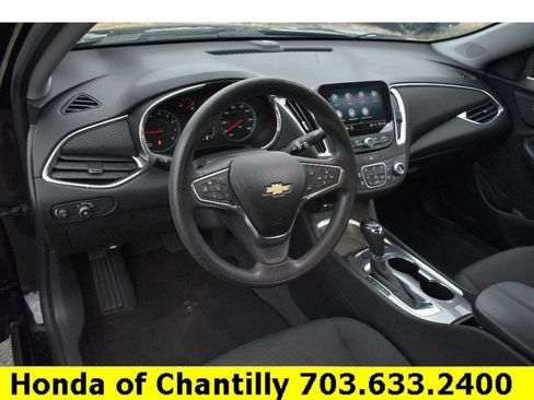 Used 2019 Chevrolet Malibu LT image 27