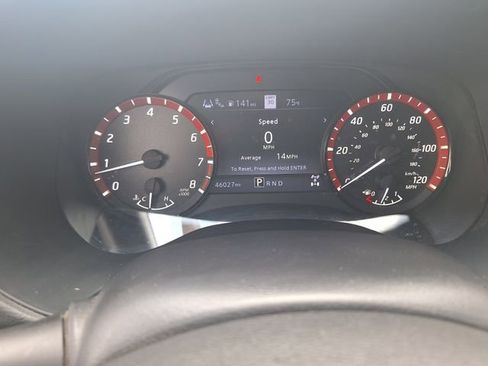 Used 2022 Nissan Frontier PRO-4X w/ Pro-4X Premium Package image 12