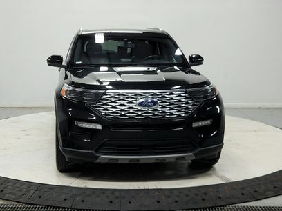 Used 2023 Ford Explorer Platinum w/ Technology Package