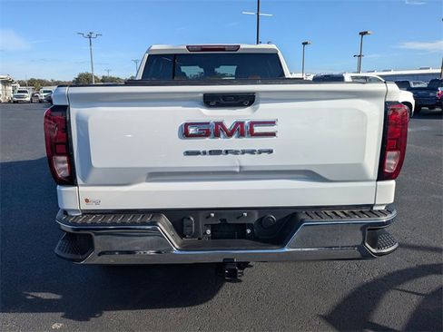 Used 2024 GMC Sierra 1500 Pro w/ Pro Value Package image 5