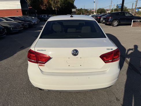 Used 2014 Volkswagen Passat 1.8T SE image 6