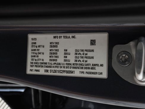 Used 2023 Tesla Model 3 Performance image 35