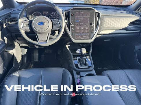 Used 2025 Subaru Forester Limited image 10