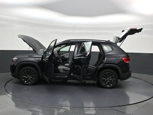 Used 2023 Volkswagen Taos S w/ Driver Assistance Package FWD image 33