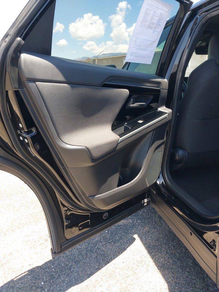Used 2023 Subaru Solterra AWD image 7