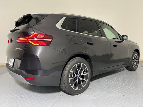 Used 2026 BMW X3 xDrive30 w/ Convenience Package AWD/4WD image 9