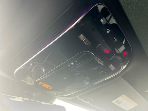 Certified 2026 Mercedes-Benz GLC 300 4MATIC image 13