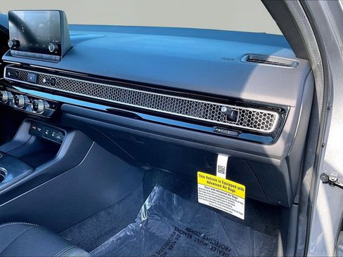 Certified 2025 Honda Civic Sport image 18