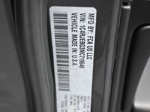 Used 2021 Jeep Grand Cherokee Limited w/ Quick Order Package 28K 80th RWD image 18
