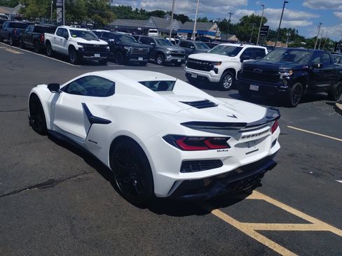 Used 2023 Chevrolet Corvette Z06 image 5