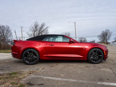 Used 2023 Chevrolet Camaro LT w/ RS Package image 2
