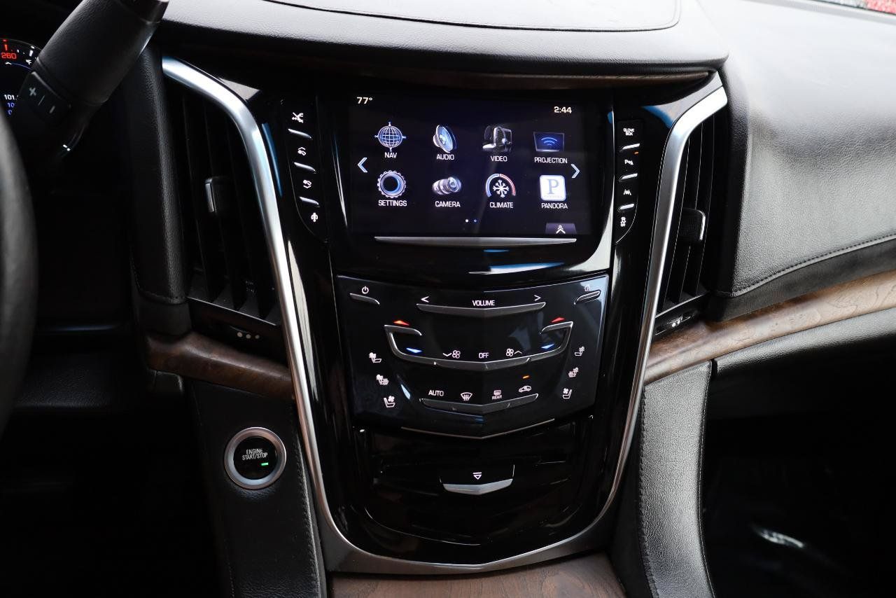 Used 2016 Cadillac Escalade Premium AWD/4WD image 11