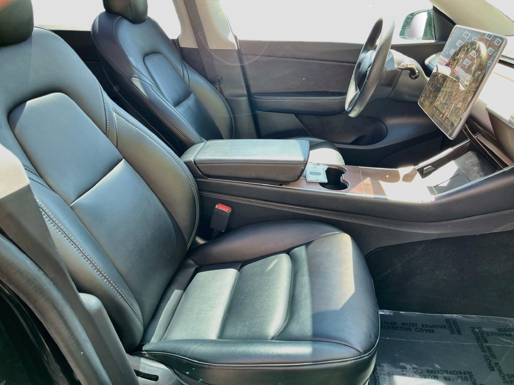 Used 2021 Tesla Model Y 2WD image 28
