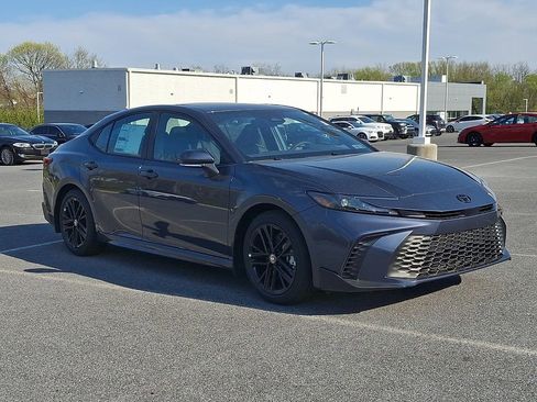 New 2026 Toyota Camry SE image 4