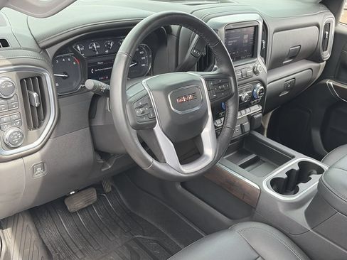 Used 2021 GMC Sierra 1500 SLT w/ SLT Premium Package AWD/4WD image 17