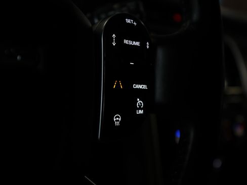 Used 2019 Land Rover Discovery HSE Luxury AWD/4WD image 32
