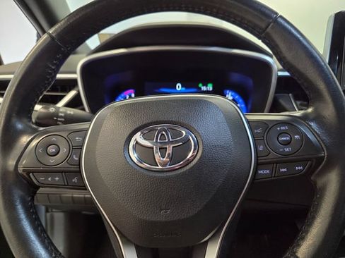Used 2022 Toyota Corolla XSE FWD image 23