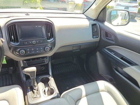 Used 2017 Chevrolet Colorado W/T w/ WT Convenience Package RWD image 18