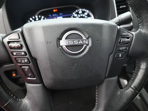 Used 2022 Nissan Frontier SV image 10