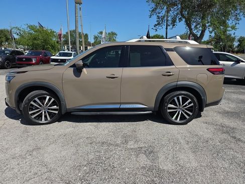 Certified 2023 Nissan Pathfinder Platinum w/ Cargo Package AWD/4WD image 5