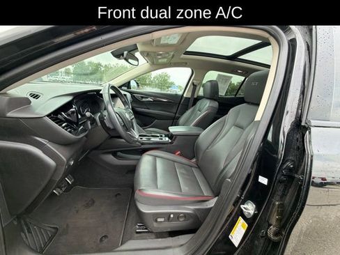 Used 2022 Buick Envision Essence w/ Sport Touring Package AWD/4WD image 8