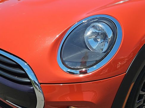 Used 2019 MINI Cooper 2-Door Hardtop FWD image 31