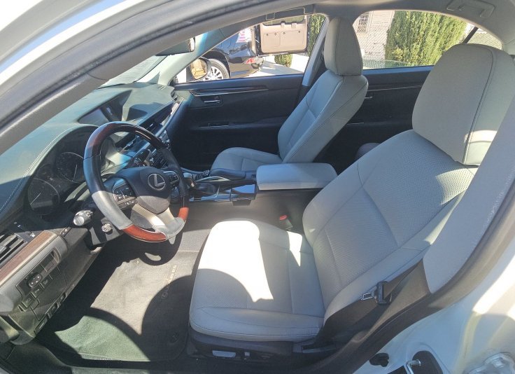 Used 2018 Lexus ES 350 w/ Navigation System Package FWD image 6