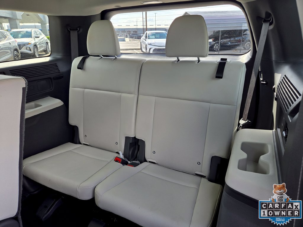 Used 2025 Hyundai Santa Fe SEL FWD image 45