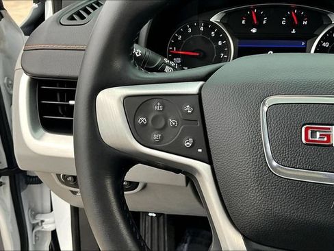 Used 2021 GMC Terrain SLT w/ LPO, Floor Liner Package AWD/4WD image 11