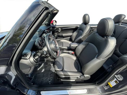 Used 2019 MINI Cooper S w/ Premium Package FWD image 13