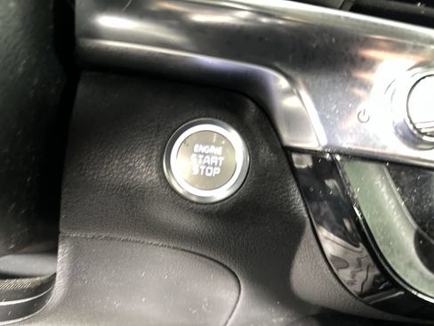 Used 2022 Kia Telluride LX FWD image 11