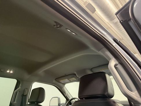 Used 2024 Ford F250 Lariat w/ FX4 Off-Road Package image 17