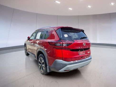 Used 2023 Nissan Rogue SV w/ SV Premium B Package AWD/4WD image 3