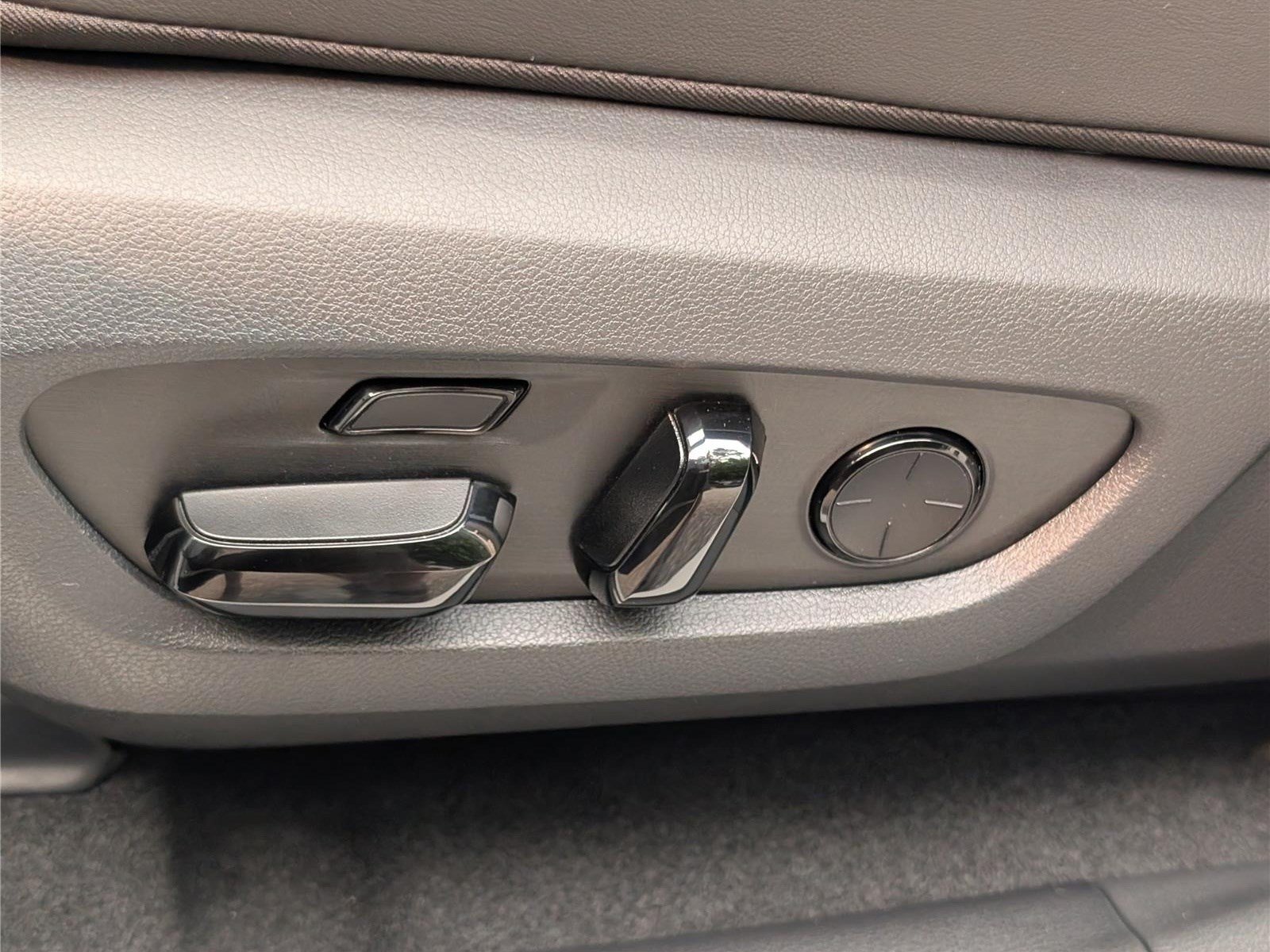 New 2026 Lexus RX 350 AWD w/ Convenience Package image 18