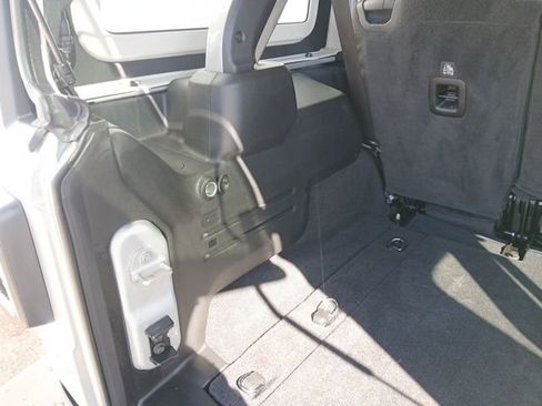 Used 2024 Jeep Wrangler Sport S image 11