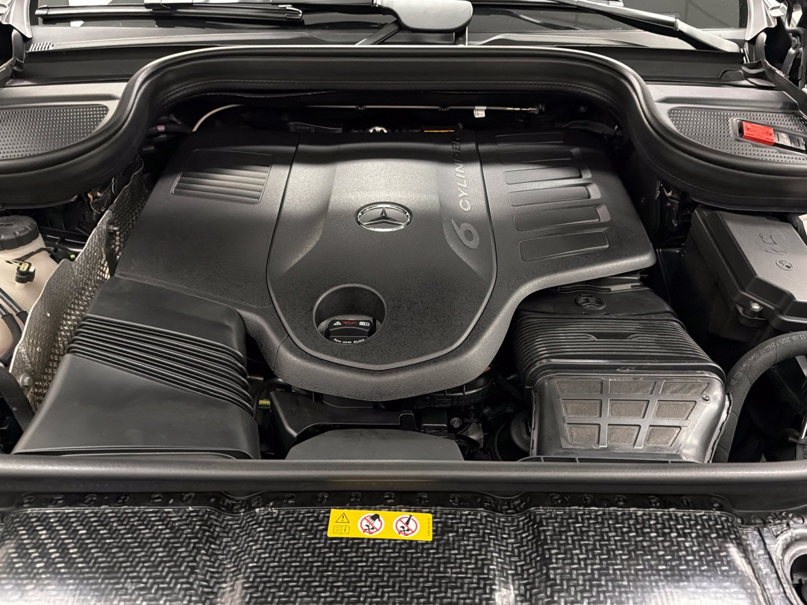 Used 2026 Mercedes-Benz GLS 450 4MATIC image 42