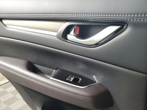 Used 2019 MAZDA CX-5 Signature image 18