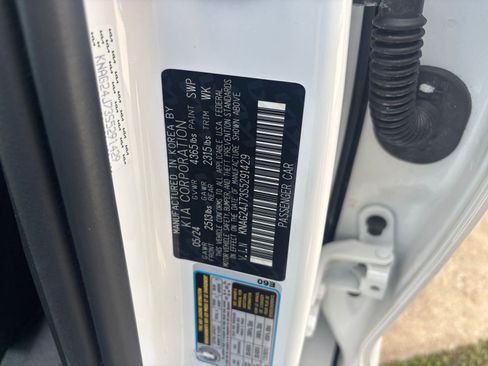 Used 2025 Kia K5 LXS image 28