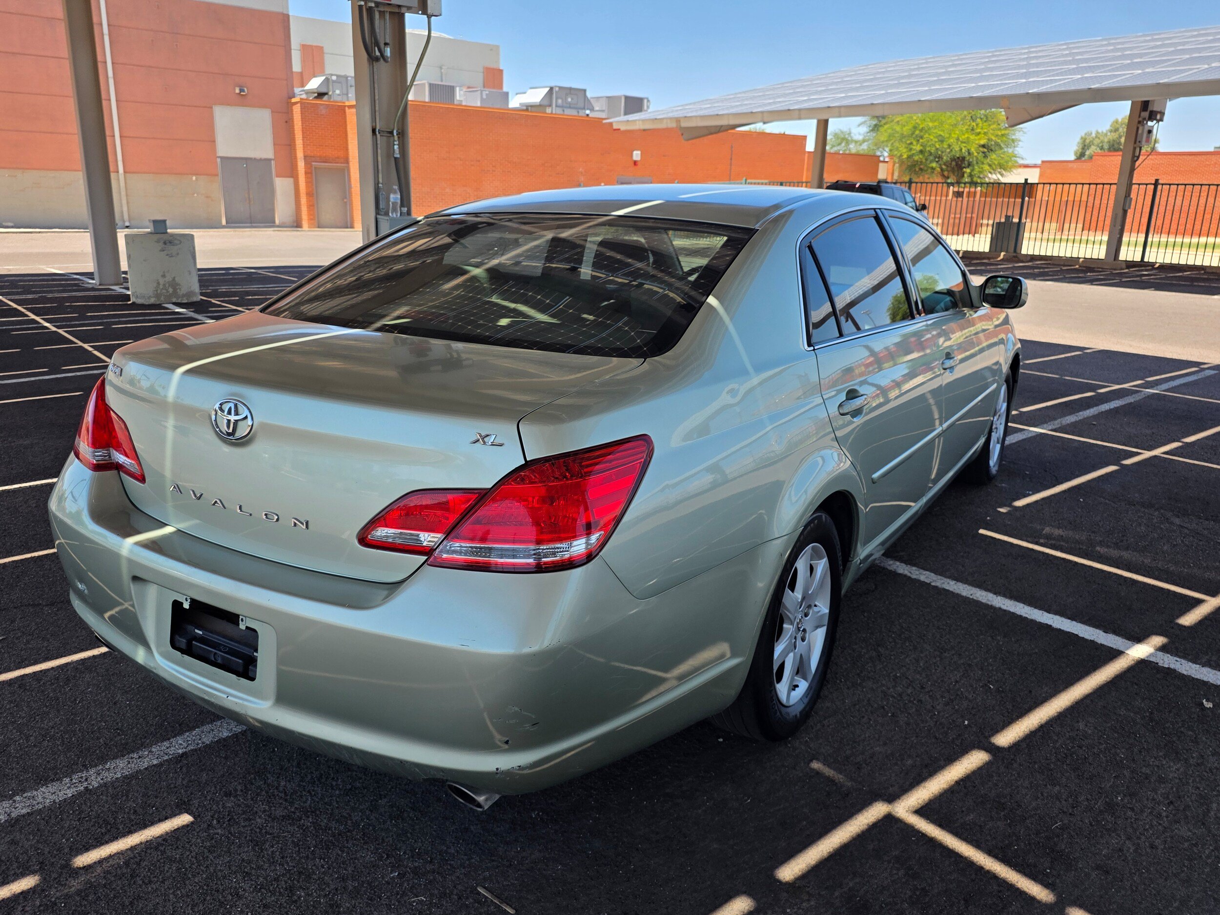 Used 2007 Toyota Avalon Limited FWD image 5