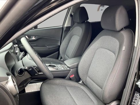 Used 2023 Hyundai Kona SE FWD image 25