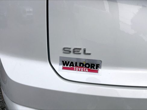 Used 2025 Volkswagen Atlas Cross Sport SEL Premium R-Line AWD/4WD image 10