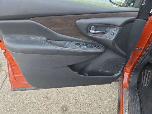 Used 2022 Nissan Murano Platinum w/ Cargo Package image 11