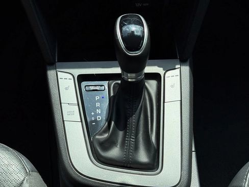 Used 2019 Hyundai Elantra Limited w/ Cargo Package FWD image 18
