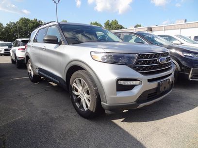 Certified 2022 Ford Explorer XLT w/ Equipment Group 202A